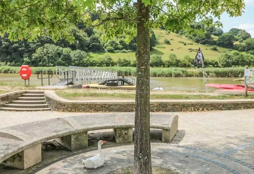 1 River Cottage