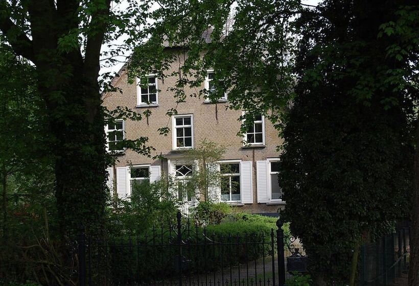 B&b Kasteelhoeve Dussen