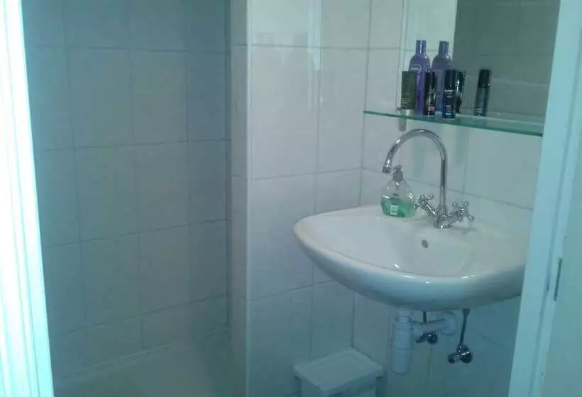 B&b Kasteelhoeve Dussen