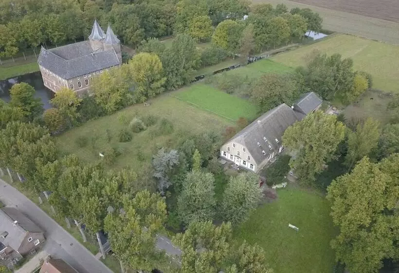 B&b Kasteelhoeve Dussen