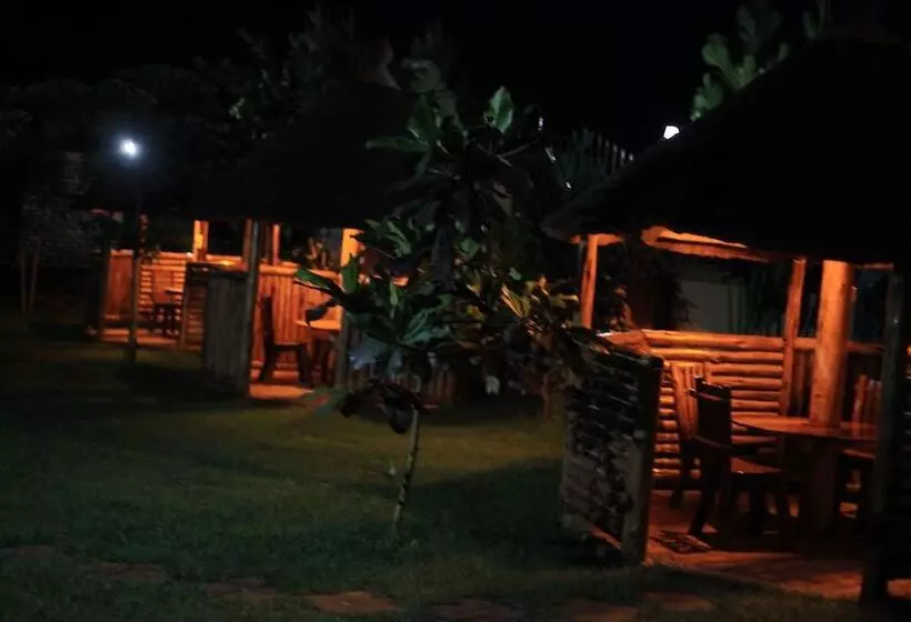 تختخواب و صبحانه Elite Backpackers Services Masaka