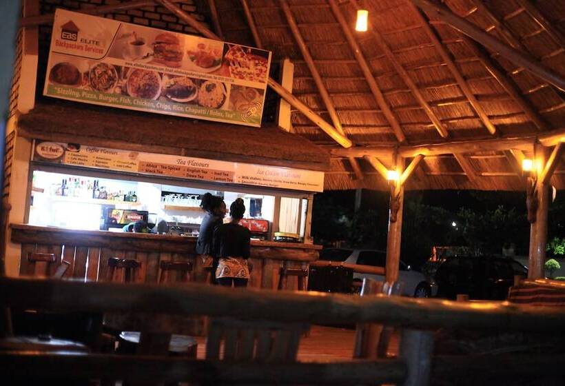 تختخواب و صبحانه Elite Backpackers Services Masaka