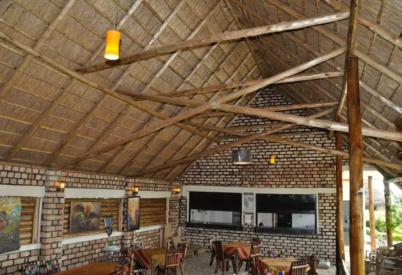 تختخواب و صبحانه Elite Backpackers Services Masaka