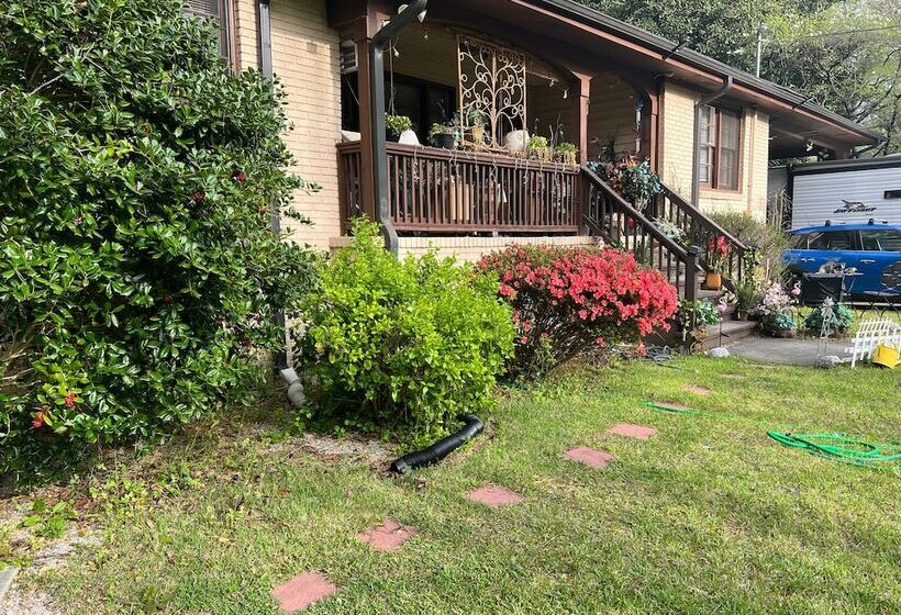 צימר The Relentless House