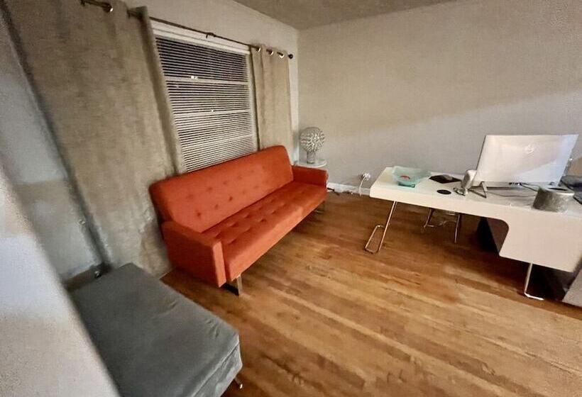 צימר The Relentless House