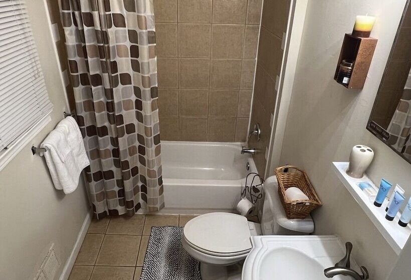 צימר The Relentless House