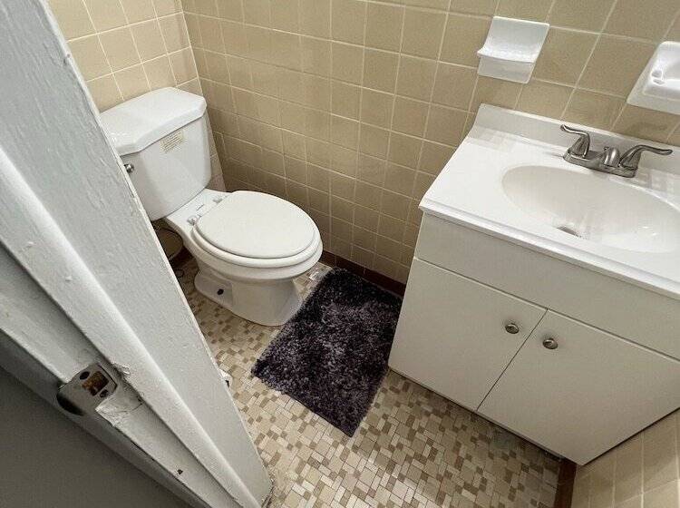 צימר The Relentless House