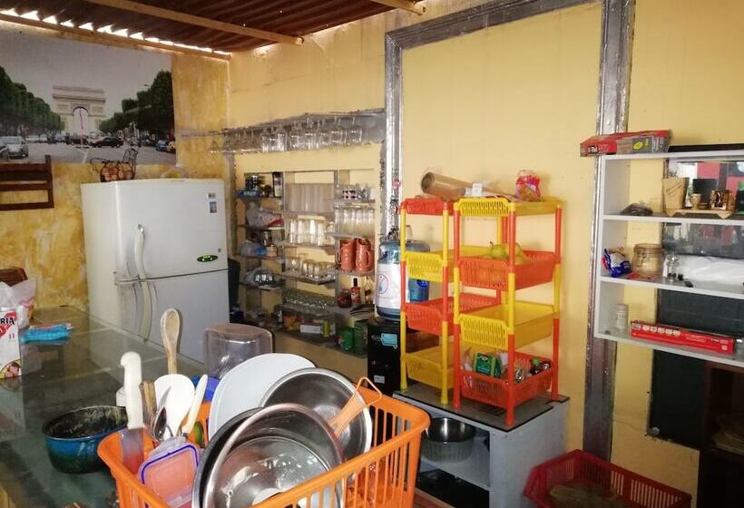 Enkanta Hospedaje Hostel