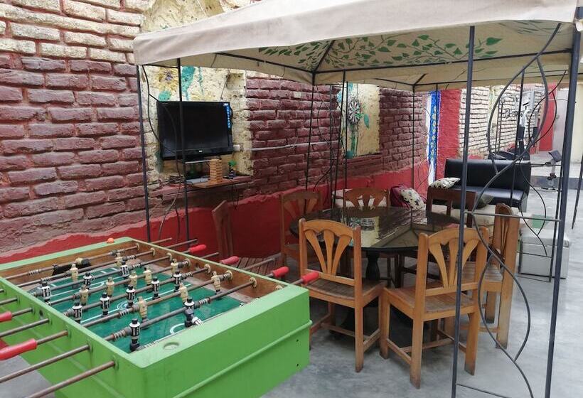 Enkanta Hospedaje Hostel