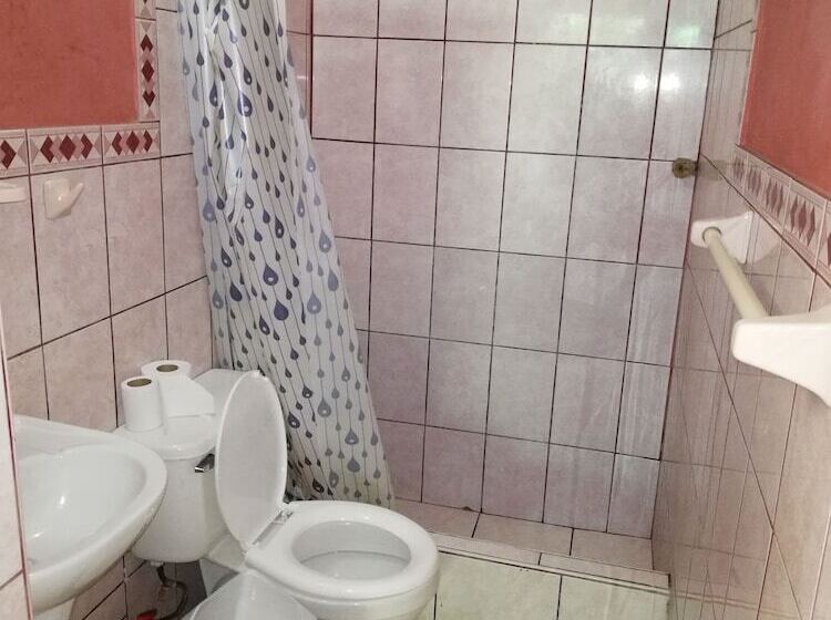 Enkanta Hospedaje Hostel