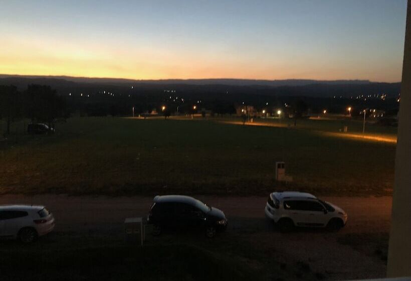 בית מלון כפרי Apartamento The World Carlos Paz Golf