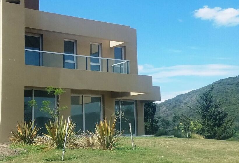 בית מלון כפרי Apartamento The World Carlos Paz Golf