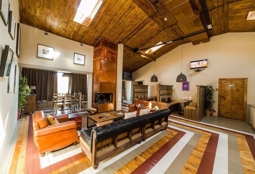 酒店 Art Village Club