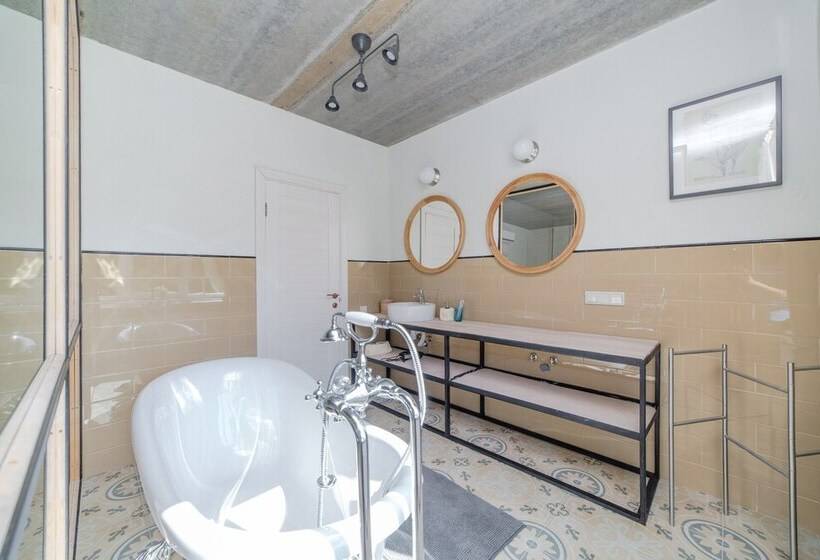 酒店 Art Village Club