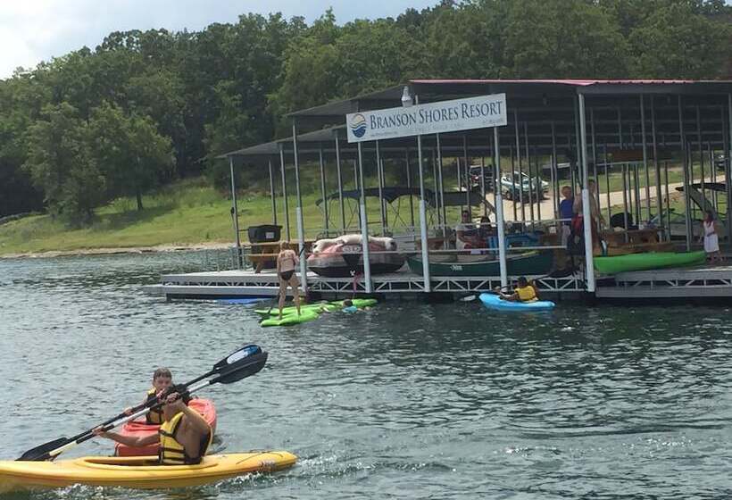 هتل Branson Shores Resort