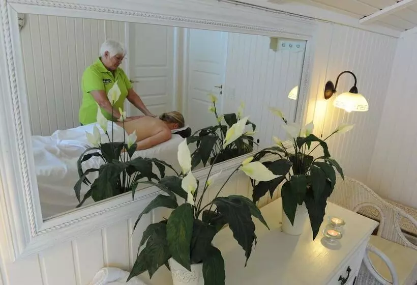 Hotelli First Camp Holbæk Fjord