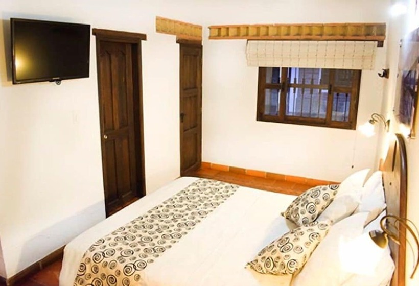 בית מלון כפרי Hacienda Santa Cecilia