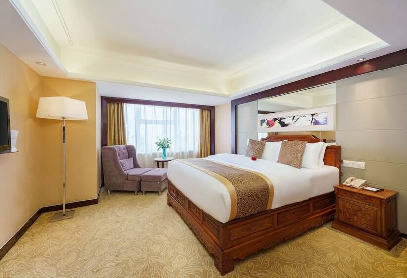 فندق Oasis Grand