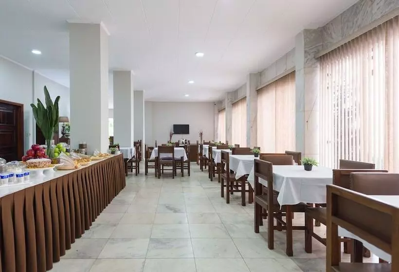 Hotelli Pinhal Palace