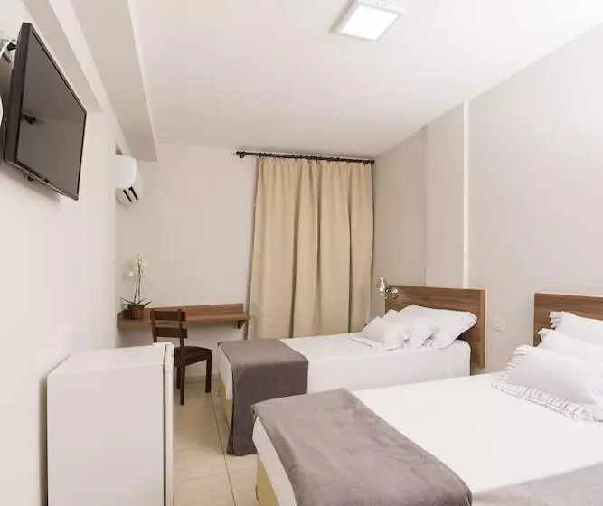 Hotelli Pinhal Palace