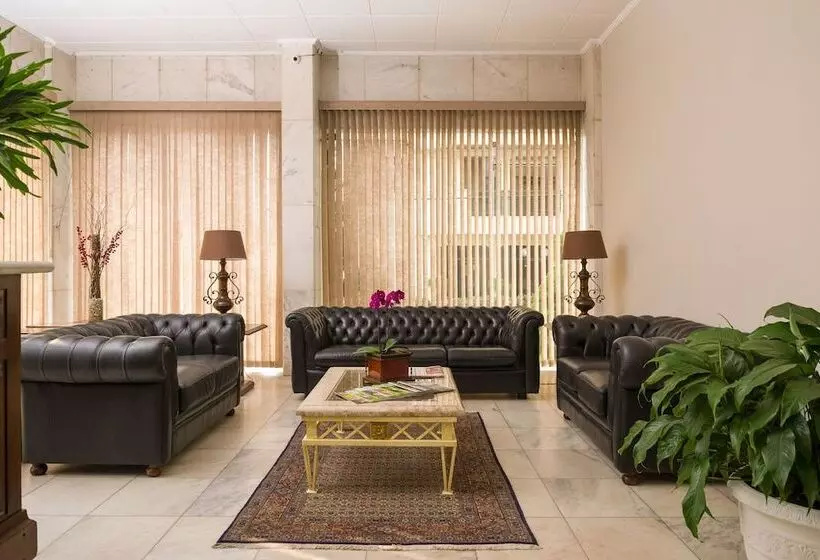 Hotelli Pinhal Palace