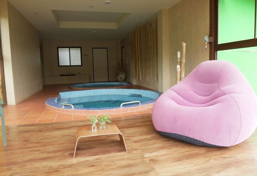 Отель Villa Tavida Lodge