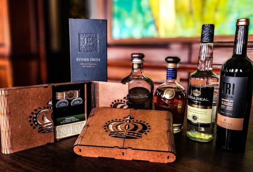 Macondo De Pizza Pazza Hotel Restobar