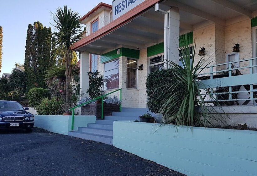 모텔 Putaruru Arms Motor Inn