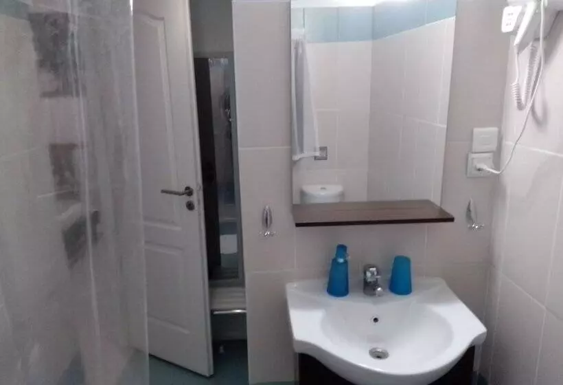 ペンション Guest House Kithairon