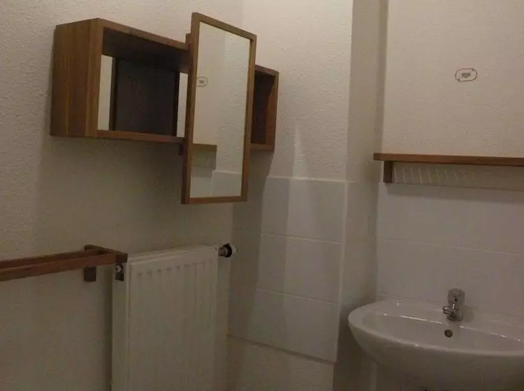 Majatalo L Auberge De La Source