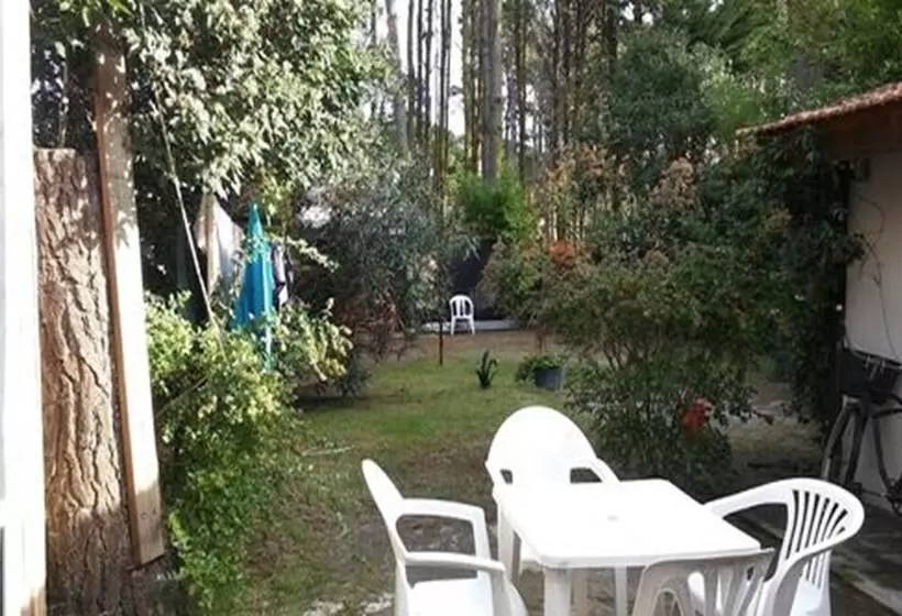 ペンション La Cabaña Pinamarense