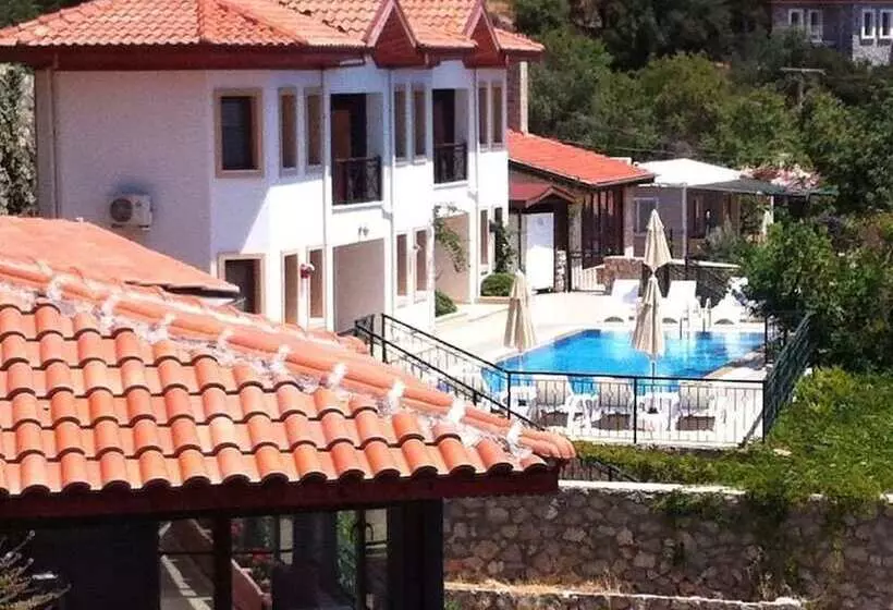 Saranda Butik Otel