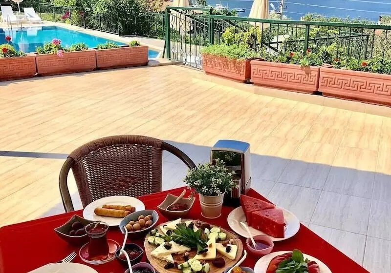 Saranda Butik Otel