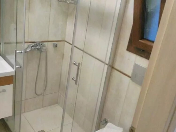 Saranda Butik Otel