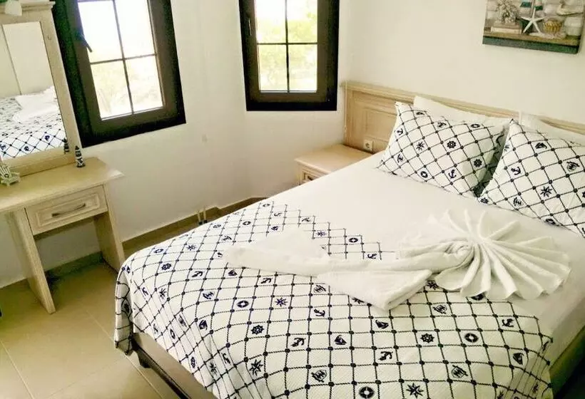 Saranda Butik Otel