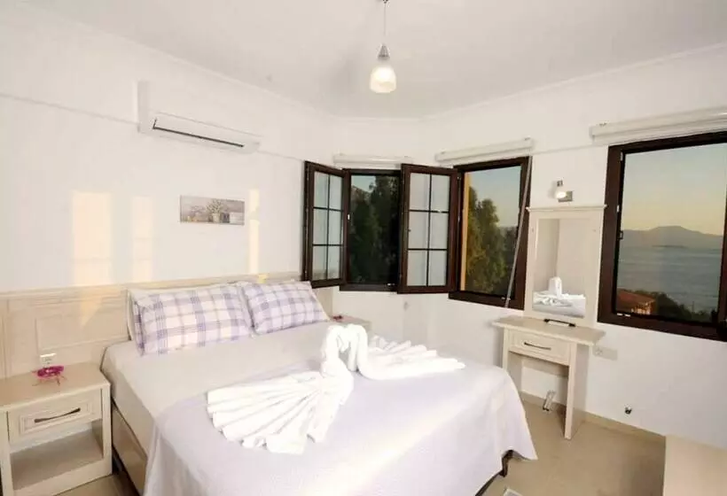 Saranda Butik Otel