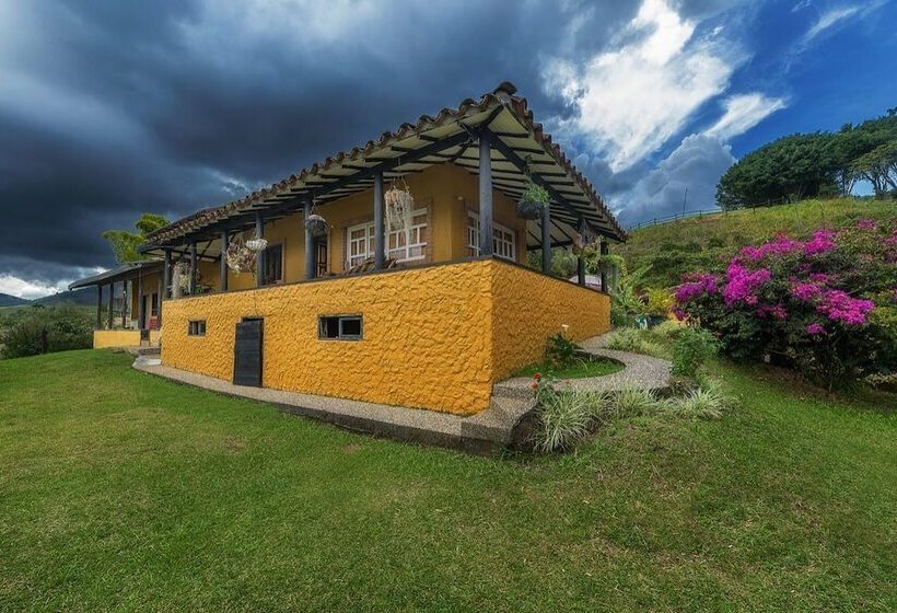 Finca Hotel La Kolorina