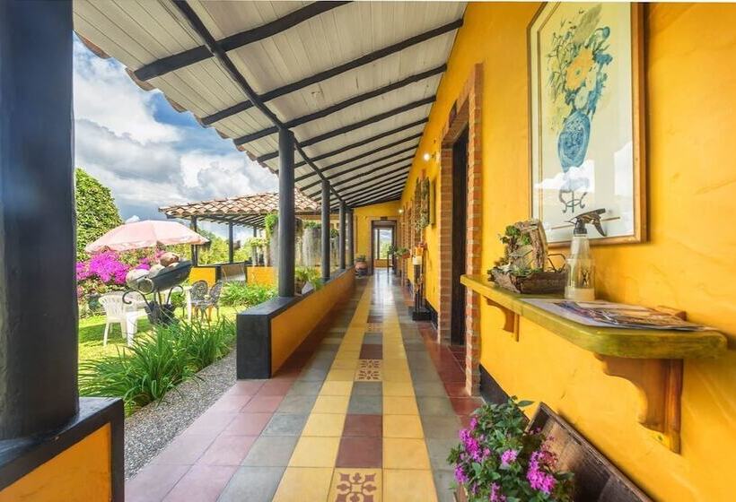Finca Hotel La Kolorina