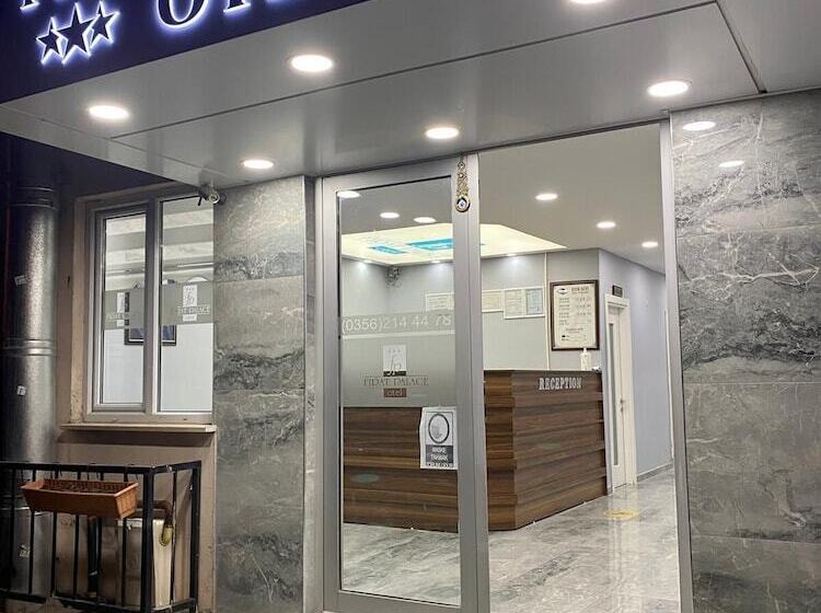 여관 Fırat Palace Otel