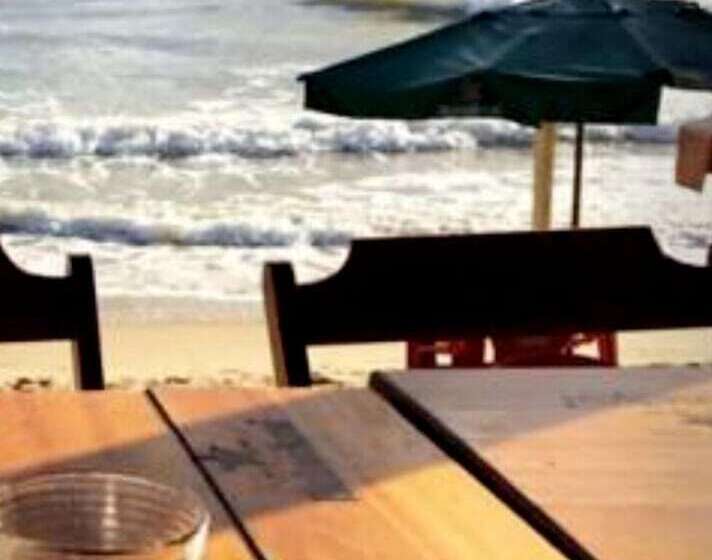 酒店 Altas Horas Beach