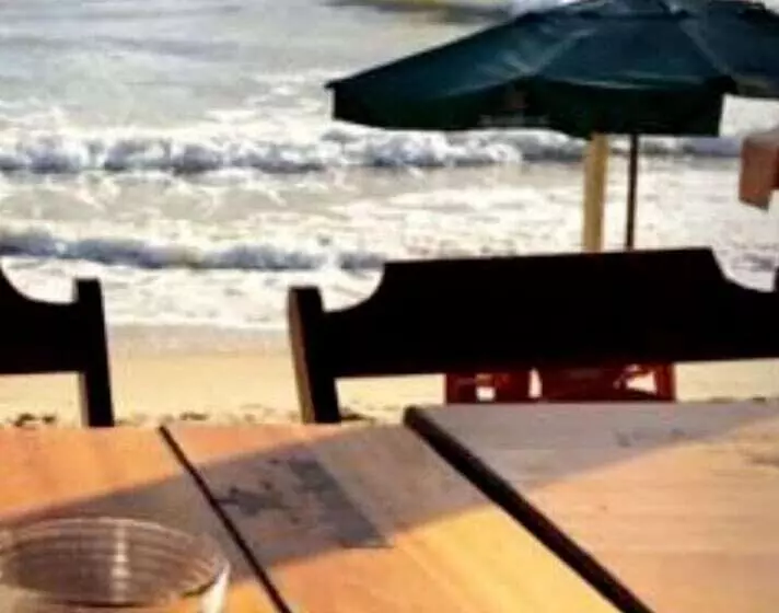 Hotelli Altas Horas Beach