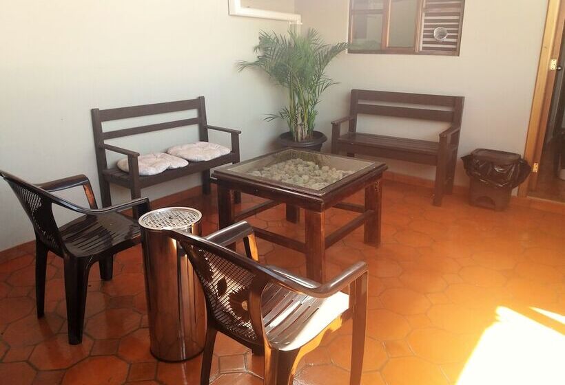 Hotell Balcón Del Arte