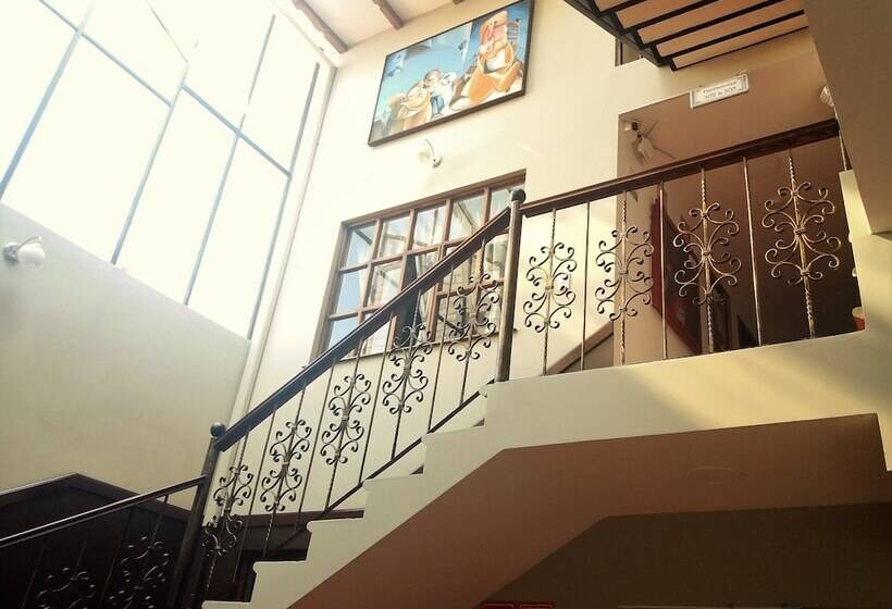 Hotell Balcón Del Arte