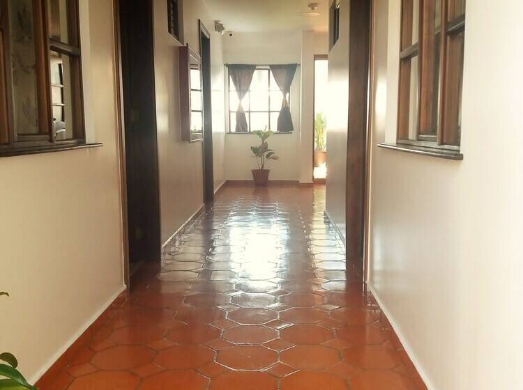 Hotell Balcón Del Arte