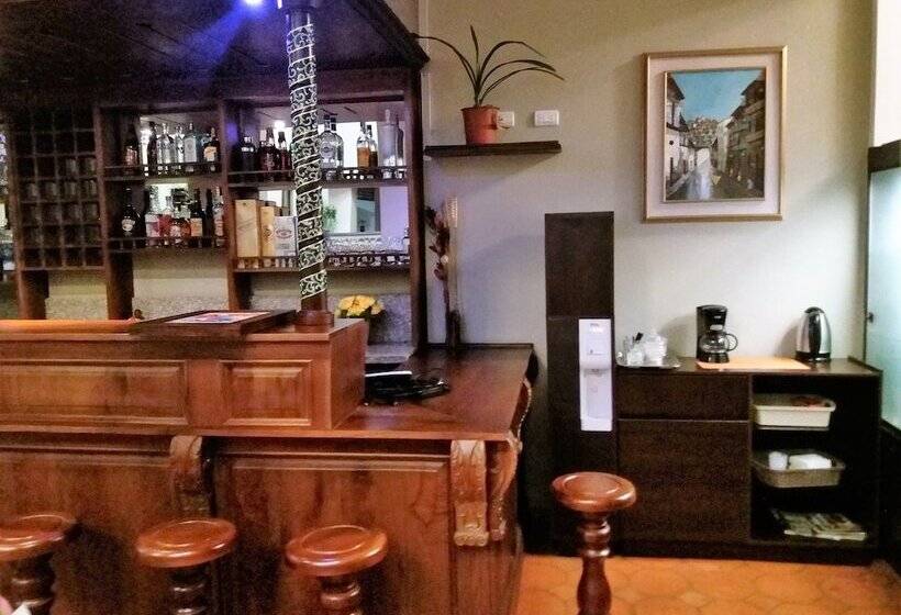 Hotell Balcón Del Arte