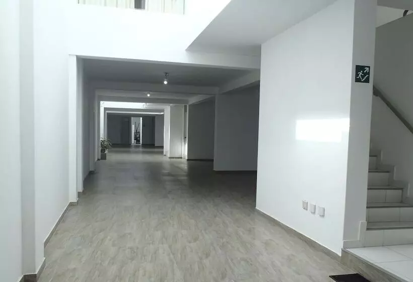 هتل Camaná Suites