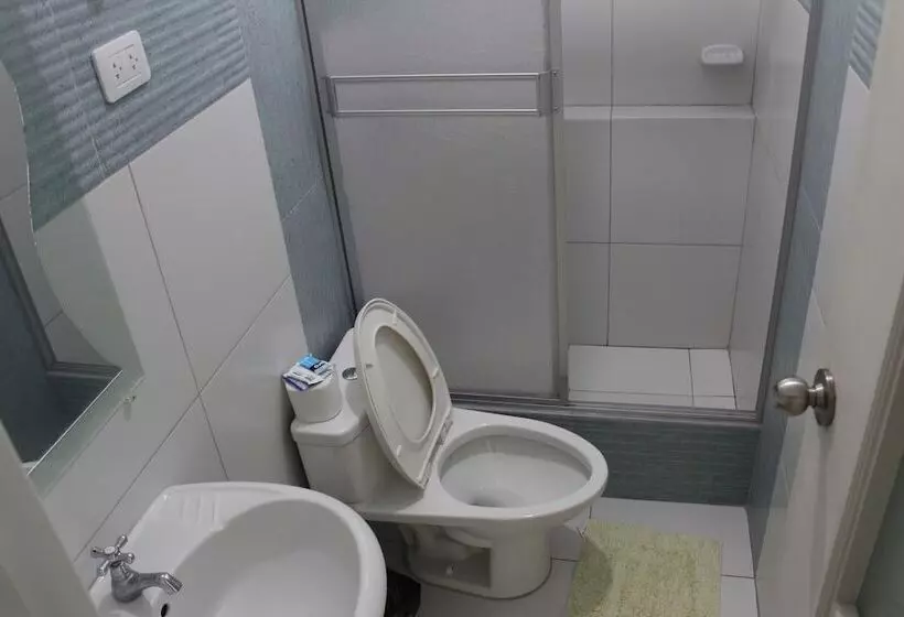 هتل Camaná Suites