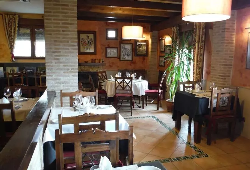 Hotelli Complejo Rural El Marañal