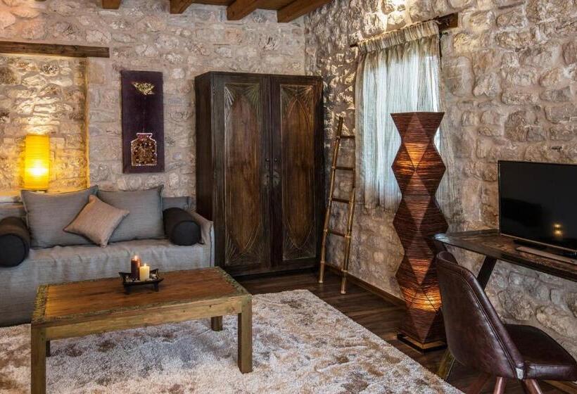 Отель Elafos Spa