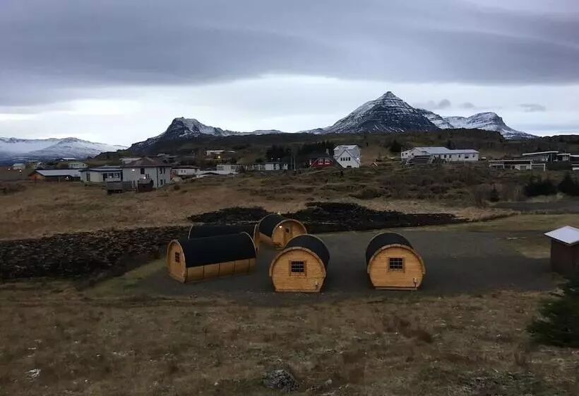 هتل Framtid Camping Lodging Barrels